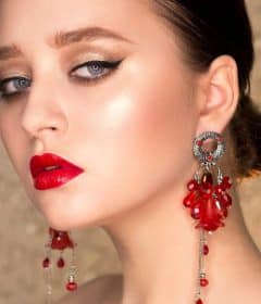 Pourquoi se rendre dans une boutique en ligne des bijoux de tête ?